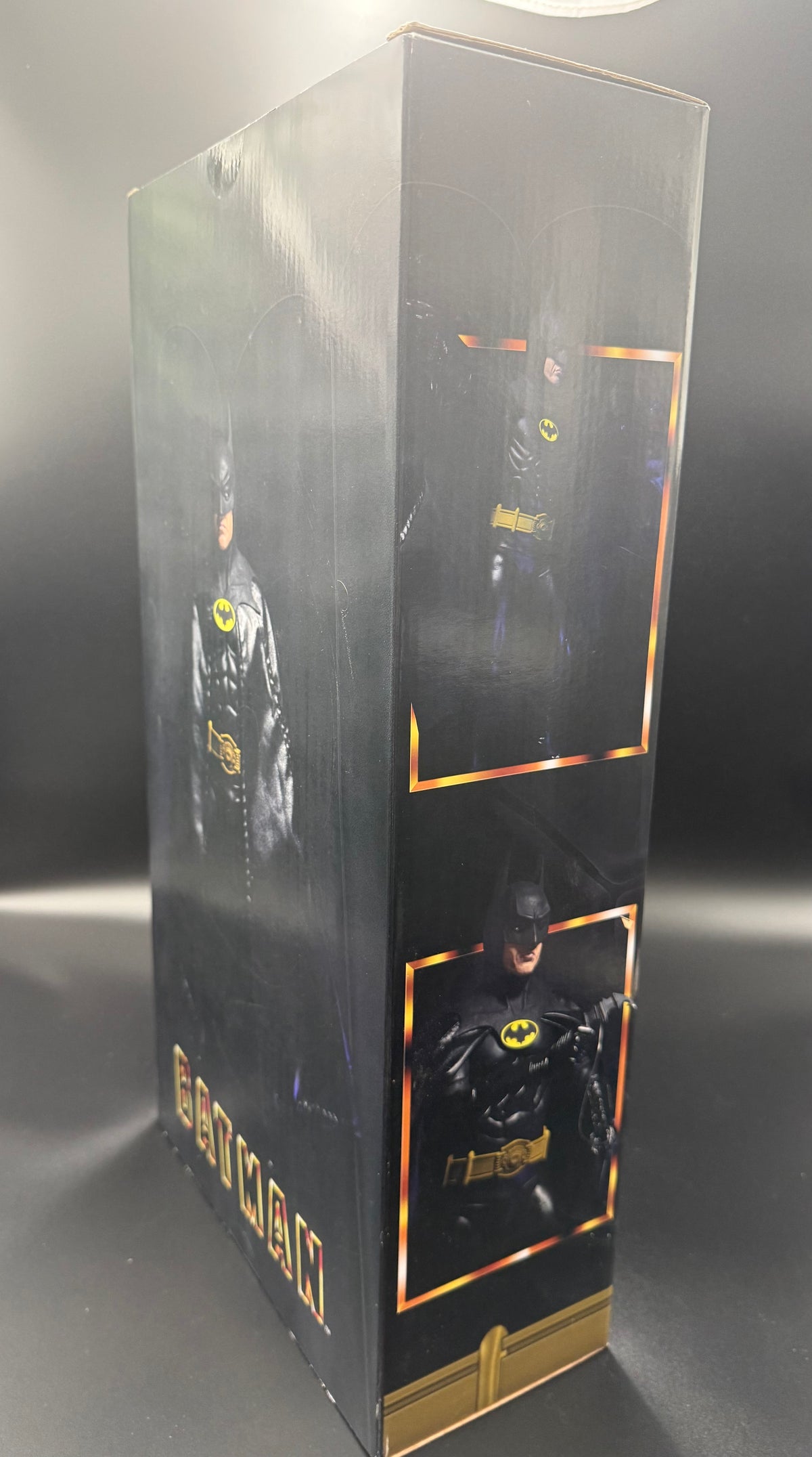 NECA Batman (1989) Michael Keaton 8 inch clothed action figure