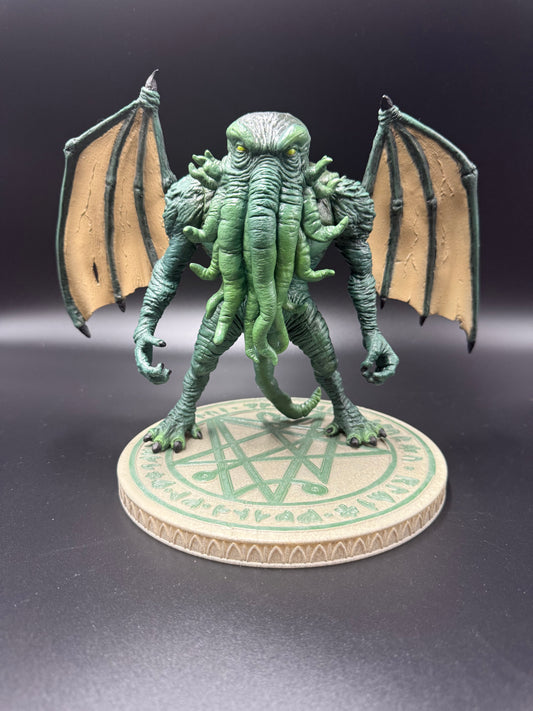 SD Toys H.P. Lovecraft Cthulhu 7" PVC Statue Figure with Runic Display Base – Loose